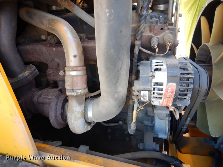 image for item KR9209 2004 JCB 215  backhoe