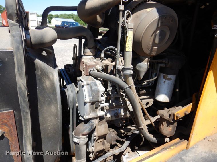 image for item KR9209 2004 JCB 215  backhoe