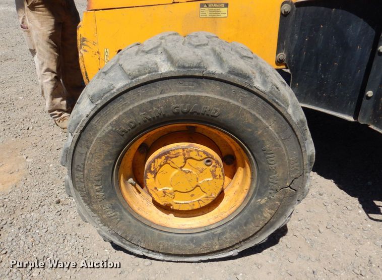 image for item KR9209 2004 JCB 215  backhoe