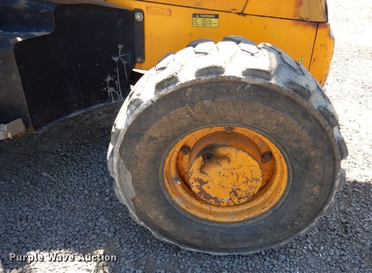 image for item KR9209 2004 JCB 215  backhoe