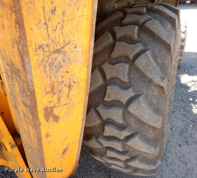 image for item KR9209 2004 JCB 215  backhoe