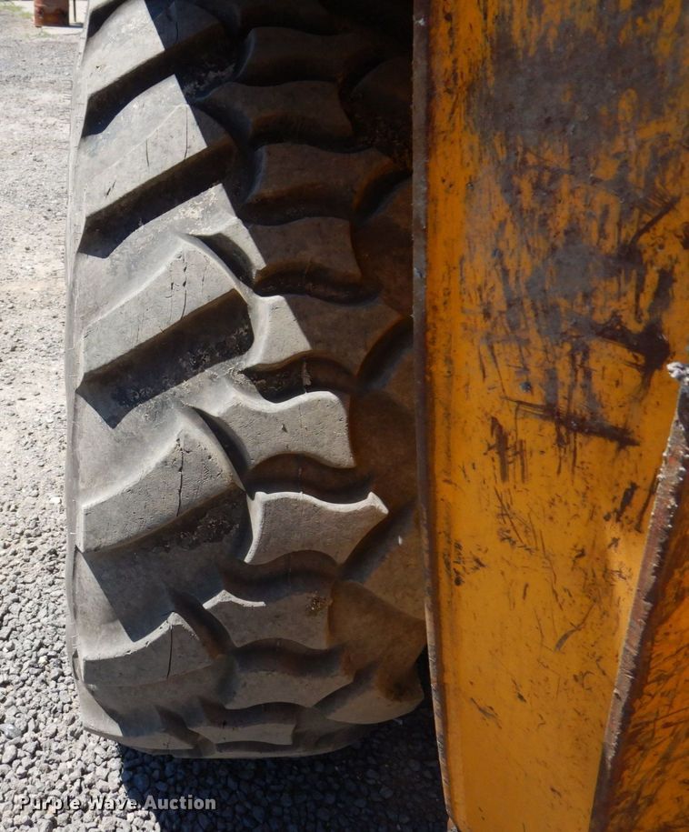 image for item KR9209 2004 JCB 215  backhoe