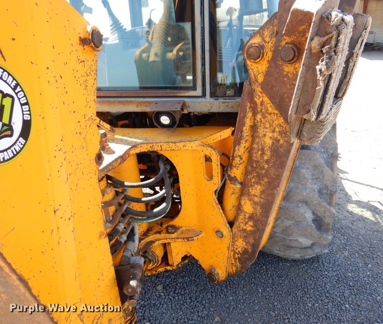 image for item KR9210 1994 JCB 215  backhoe