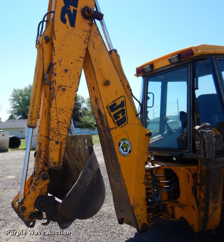 image for item KR9210 1994 JCB 215  backhoe