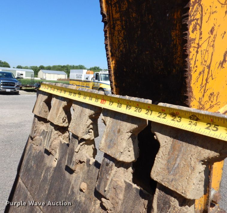 image for item KR9210 1994 JCB 215  backhoe