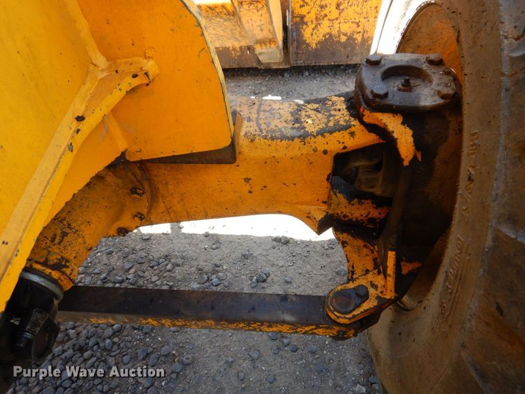 image for item KR9210 1994 JCB 215  backhoe