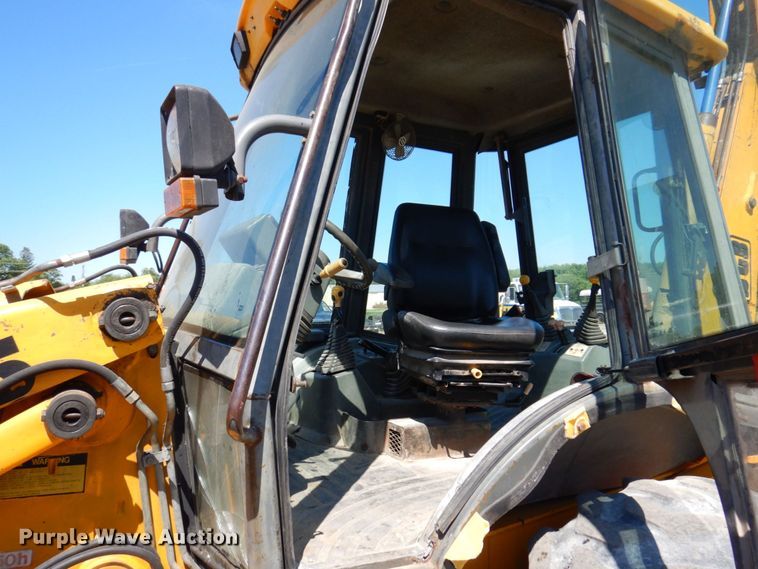 image for item KR9210 1994 JCB 215  backhoe