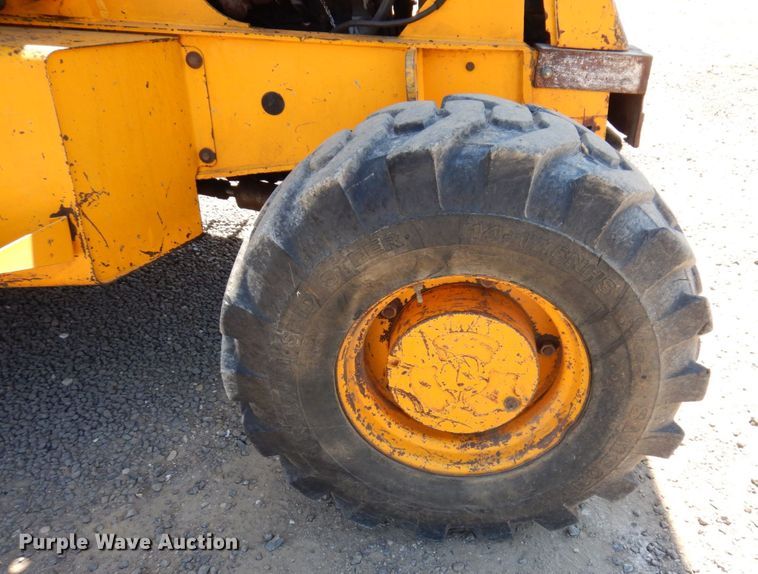 image for item KR9210 1994 JCB 215  backhoe