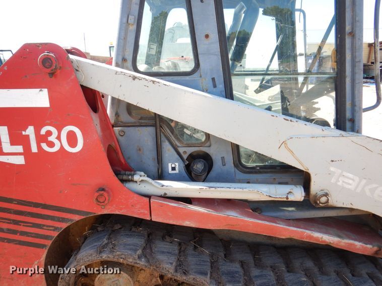 image for item KR9211 2004 Takeuchi TL130  tracked skid steer loader