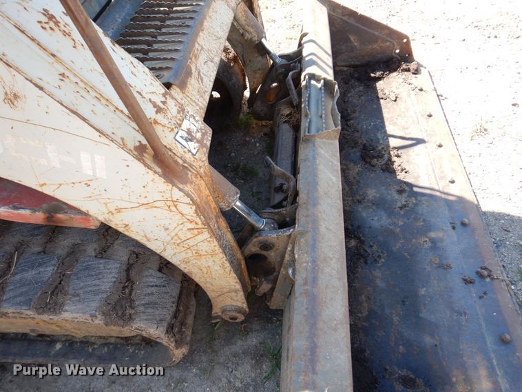 image for item KR9211 2004 Takeuchi TL130  tracked skid steer loader