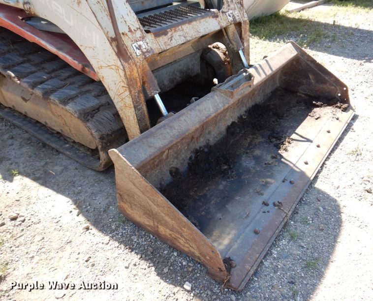image for item KR9211 2004 Takeuchi TL130  tracked skid steer loader