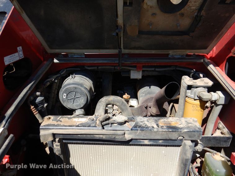 image for item KR9211 2004 Takeuchi TL130  tracked skid steer loader