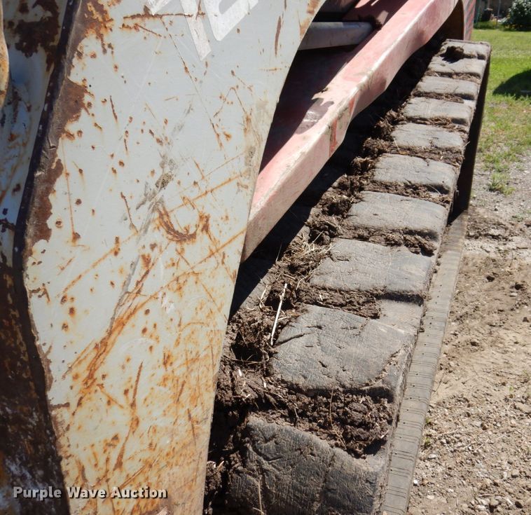 image for item KR9211 2004 Takeuchi TL130  tracked skid steer loader