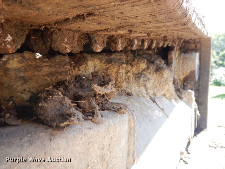 image for item KR9211 2004 Takeuchi TL130  tracked skid steer loader