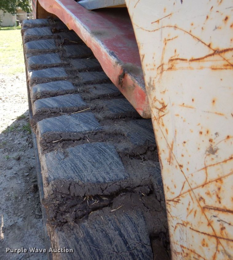 image for item KR9211 2004 Takeuchi TL130  tracked skid steer loader