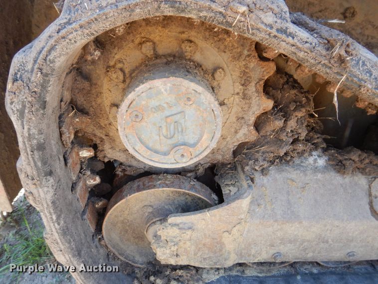 image for item KR9211 2004 Takeuchi TL130  tracked skid steer loader