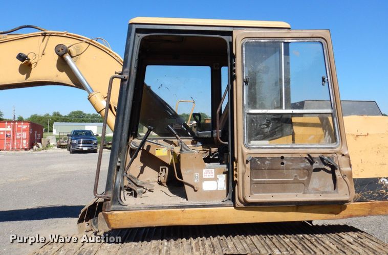 image for item KR9212 1989 Caterpillar E120B  excavator
