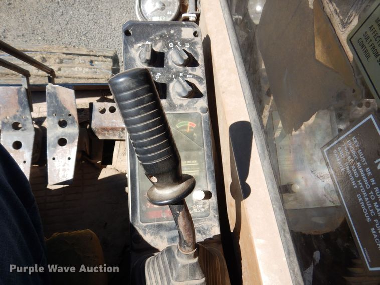 image for item KR9212 1989 Caterpillar E120B  excavator