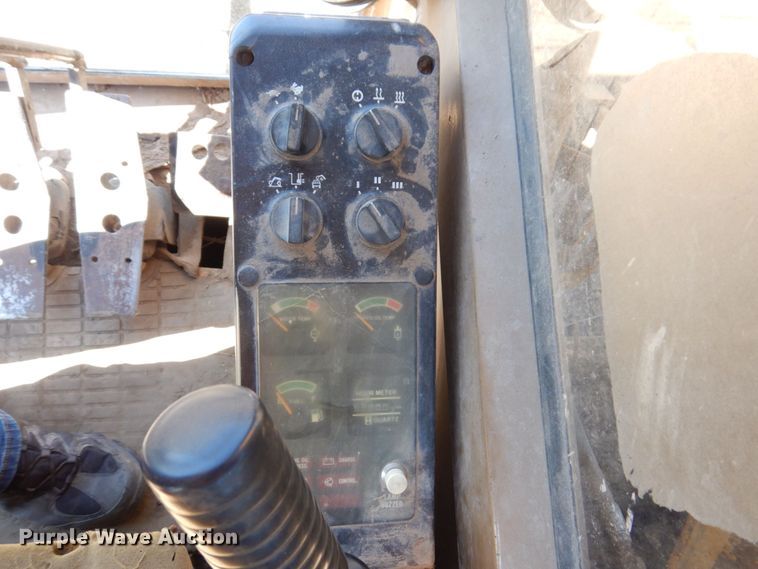 image for item KR9212 1989 Caterpillar E120B  excavator