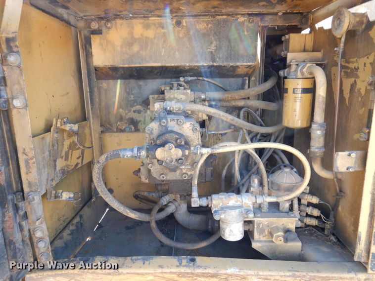 image for item KR9212 1989 Caterpillar E120B  excavator