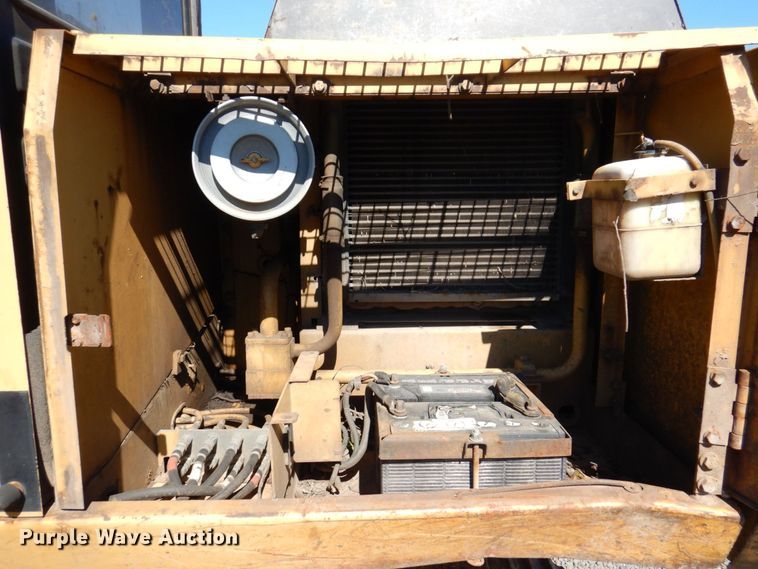 image for item KR9212 1989 Caterpillar E120B  excavator