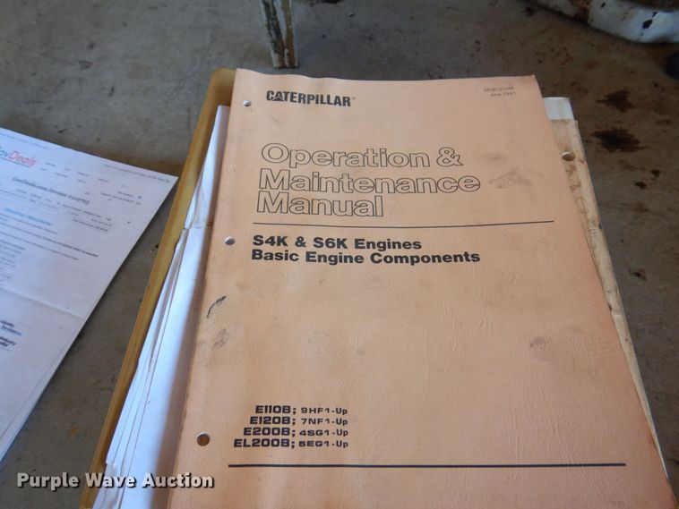 image for item KR9212 1989 Caterpillar E120B  excavator