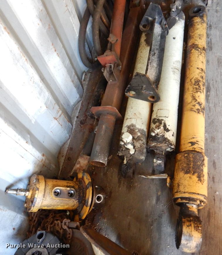 image for item KR9212 1989 Caterpillar E120B  excavator