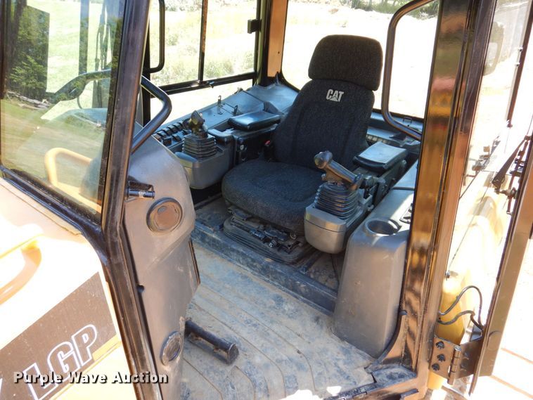 image for item KR9220 2008 Caterpillar D5K LGP  dozer