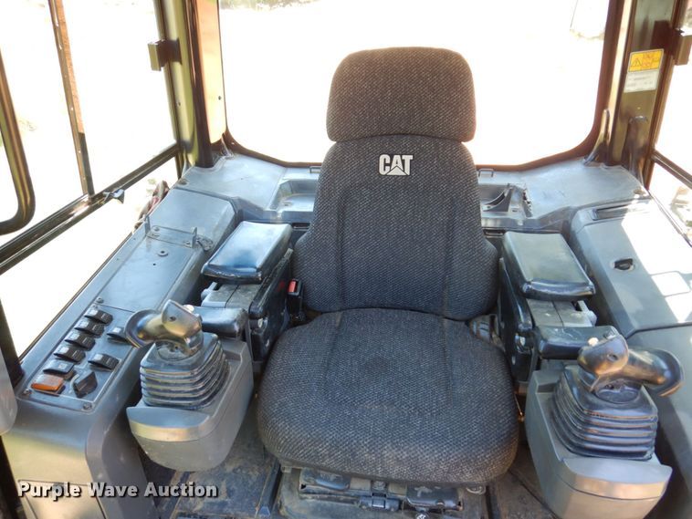 image for item KR9220 2008 Caterpillar D5K LGP  dozer