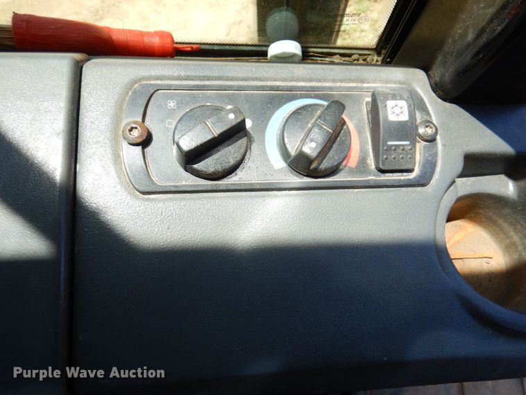 image for item KR9220 2008 Caterpillar D5K LGP  dozer