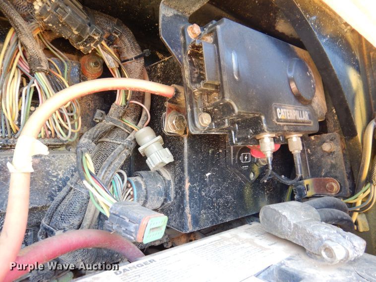 image for item KR9220 2008 Caterpillar D5K LGP  dozer