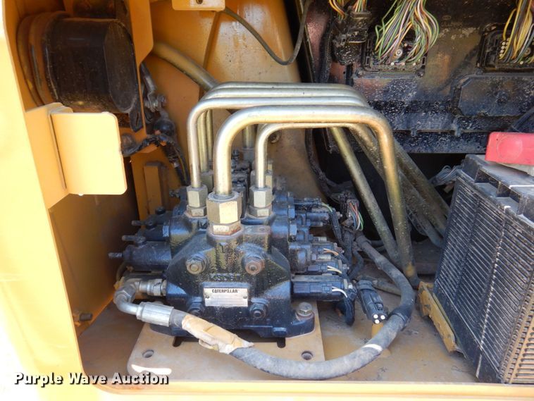 image for item KR9220 2008 Caterpillar D5K LGP  dozer
