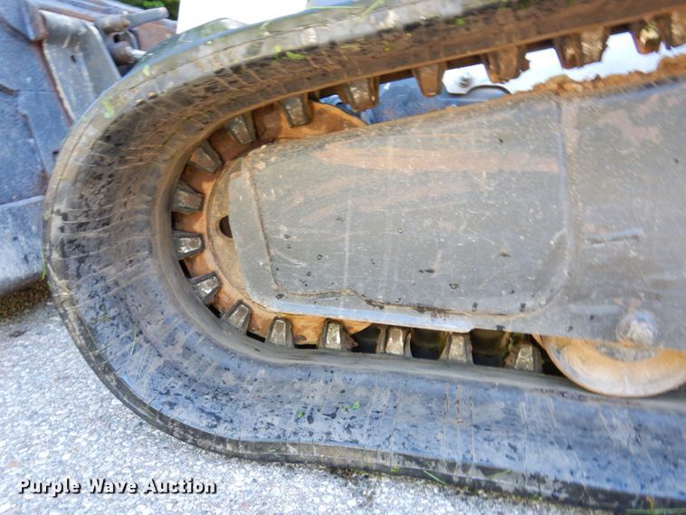 image for item KR9221 2006 Bobcat T300  tracked skid steer loader