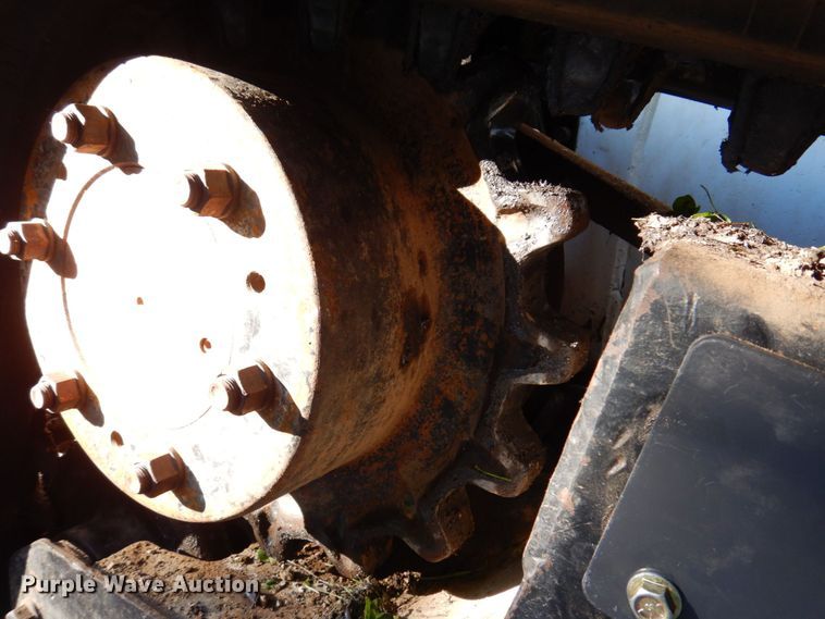 image for item KR9221 2006 Bobcat T300  tracked skid steer loader