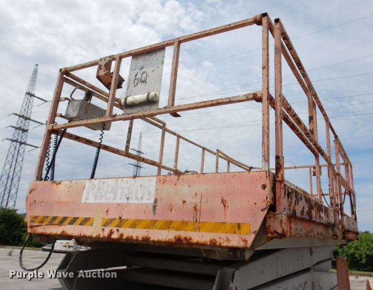 image for item KR9237 2002 Skyjack SJ9250  scissor lift