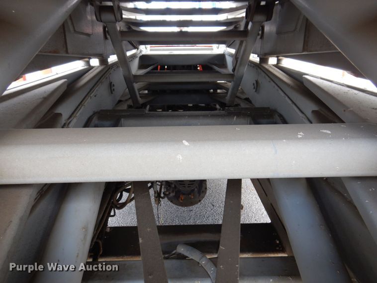 image for item KR9238 2000 Skyjack SJ9250  scissor lift