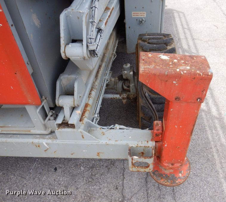 image for item KR9238 2000 Skyjack SJ9250  scissor lift