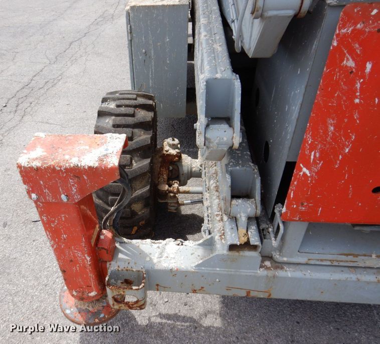 image for item KR9238 2000 Skyjack SJ9250  scissor lift