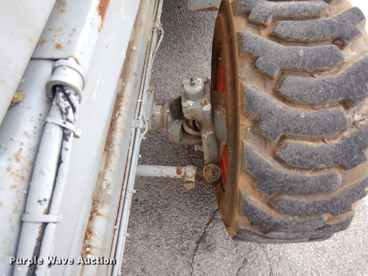 image for item KR9238 2000 Skyjack SJ9250  scissor lift