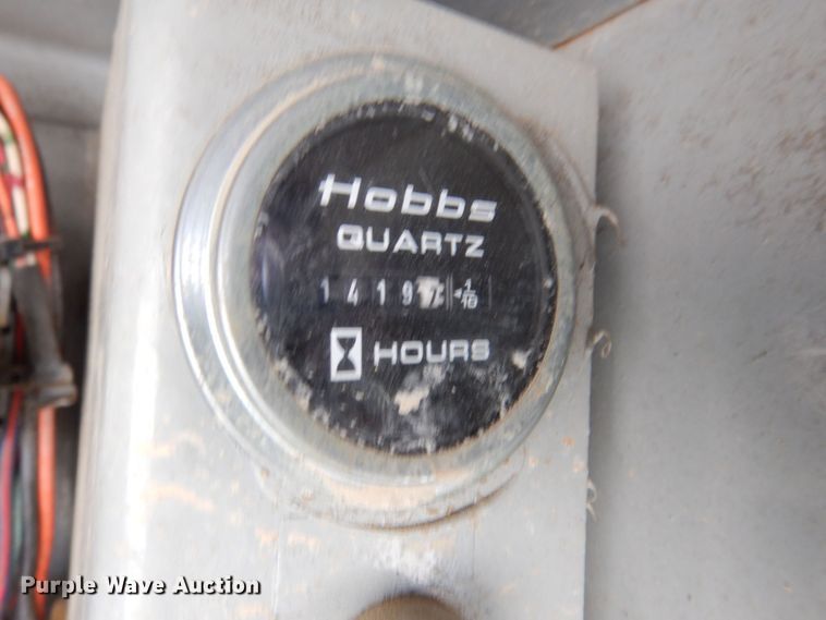 image for item KR9238 2000 Skyjack SJ9250  scissor lift