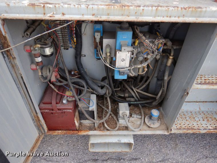 image for item KR9238 2000 Skyjack SJ9250  scissor lift