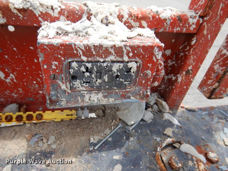 image for item KR9238 2000 Skyjack SJ9250  scissor lift