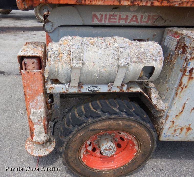 image for item KR9239 2004 Skyjack SJ8831  scissor lift