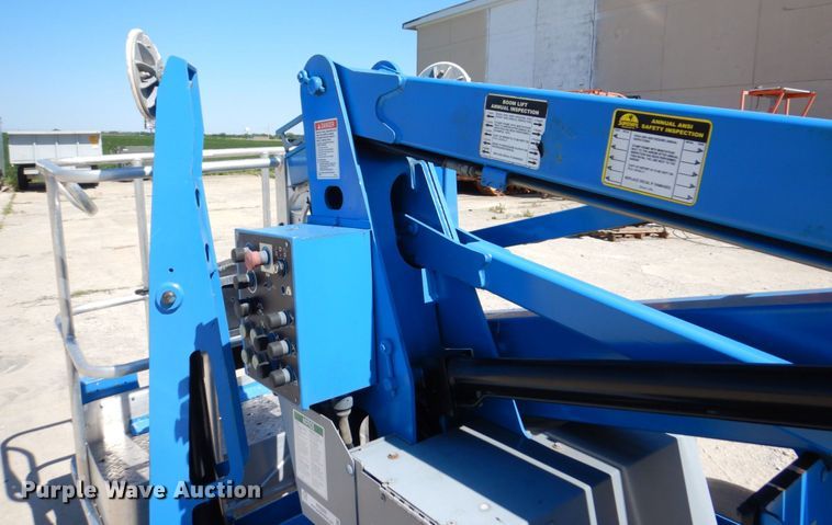 image for item KR9250 2008 Genie TZ34  boom lift