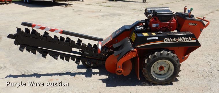 image for item KR9256 2001 Ditch Witch 1820H  trencher