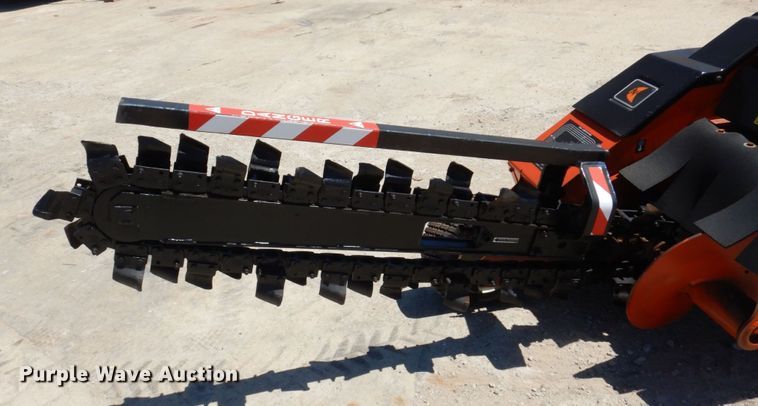 image for item KR9256 2001 Ditch Witch 1820H  trencher