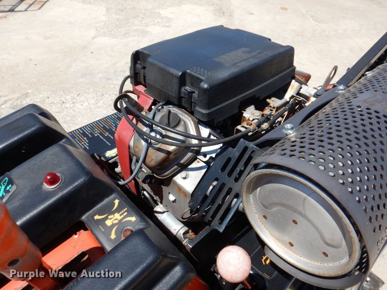 image for item KR9256 2001 Ditch Witch 1820H  trencher