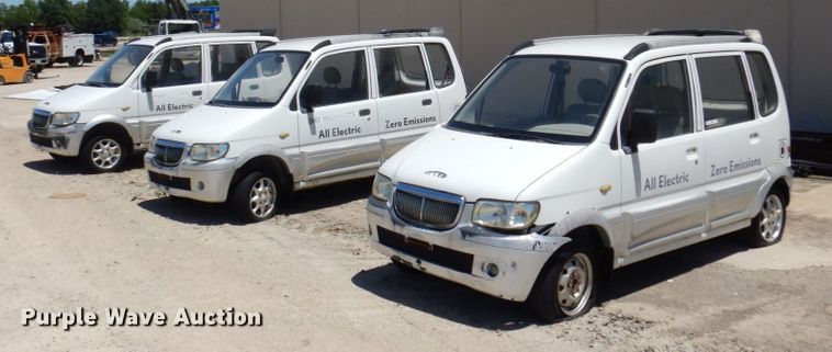 image for item KR9259 (3) Qingyuan ZX40 vans