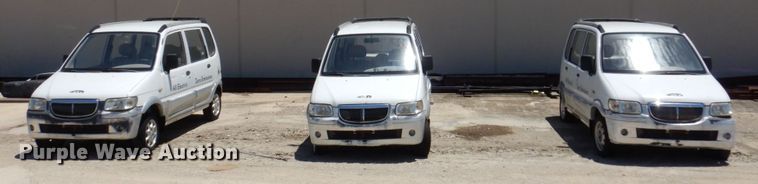 image for item KR9259 (3) Qingyuan ZX40 vans