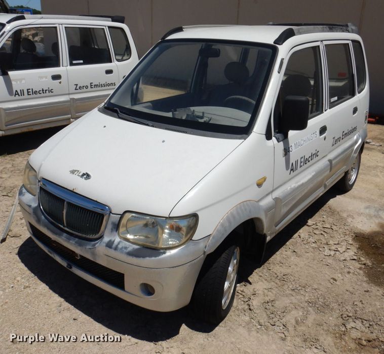 image for item KR9259 (3) Qingyuan ZX40 vans